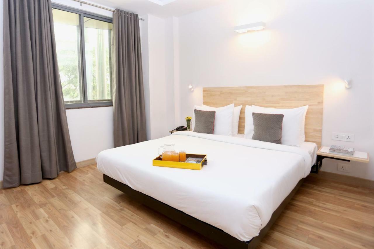 Oyo Townhouse 012 Kaushambi Metro Ghaziabad Otel Dış mekan fotoğraf